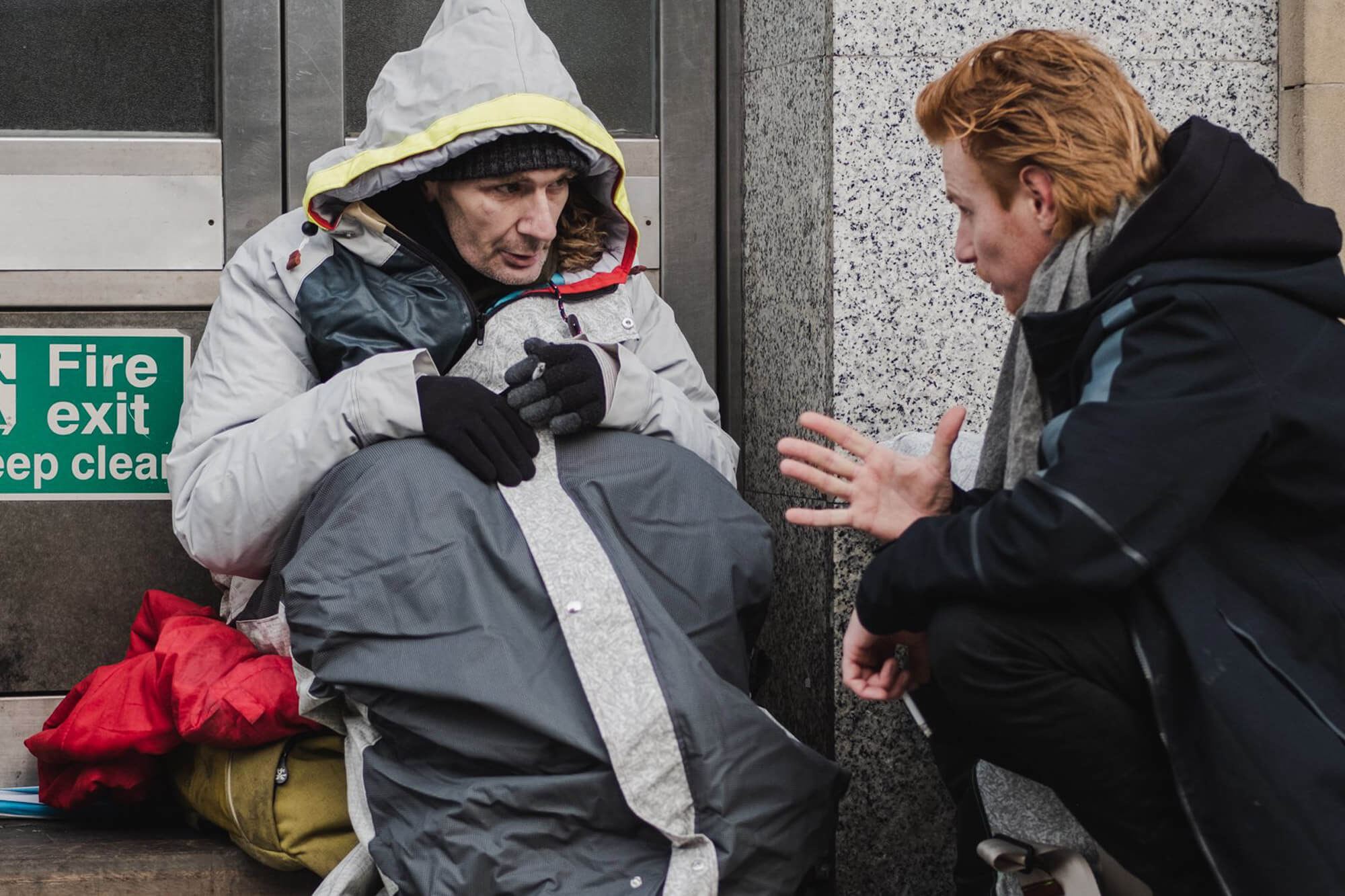 Bas meeting an homeless man in Edinburgh